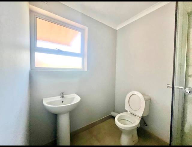 1 BEDROOM APARTMENT FOR SALE IN CHASE VALLEY